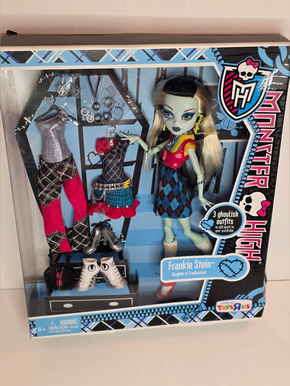 BNIB Monster High I love fashion Frankie Stein Doll Toys R Us Exclusive